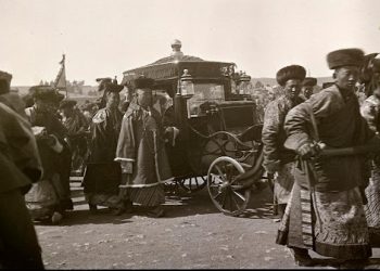 ОСКАР МАМЕН: МОНГОЛЧУУДЫН ЦАГААН САРЫН БЭЛЭГ ҮНЭТЭЙ ХУЙ ТОРГО, БУУ, ҮСЛЭГ ЭДЛЭЛ, ХУРДНЫ МОРЬ ГЭХ МЭТ ХЯЗГААР ҮГҮЙ