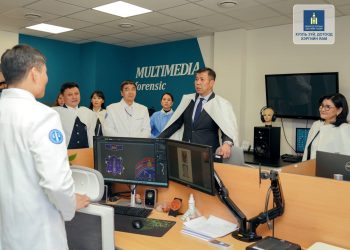 ШҮҮХ ШИНЖИЛГЭЭНИЙ БАЙГУУЛЛАГЫН ЛАБОРАТОРИУД ШИНЭ ШАТАНД ГАРЛАА