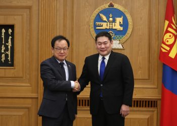 ЕРӨНХИЙ САЙД Л.ОЮУН-ЭРДЭНЭ БНСУ-ЫН ХҮНИЙ НӨӨЦИЙН УДИРДЛАГЫН САЙДЫГ ХҮЛЭЭН АВЧ УУЛЗЛАА