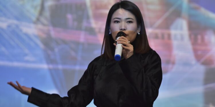 Д.Сумъяабазарын улс “сугарч” үлдэв