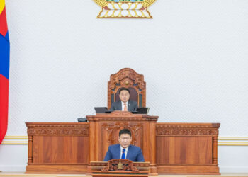 Л.Оюун-Эрдэнэ: Засгийн газрын үйл ажиллагааны хөтөлбөр хөгжлийн тулгамдсан асуудлуудыг хурдтай шийдвэрлэх, олон жил улс төржин гацсан төслүүдийг хэрэгжүүлэхэд чиглэлээ