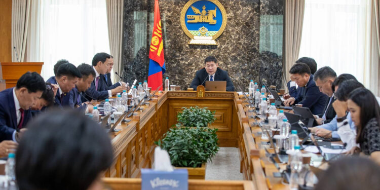 Үндэсний баялгийн сангийн тухай хуулийг хэрэгжүүлэх зарим арга хэмжээний тухай Засгийн газрын тогтоолыг баталлаа