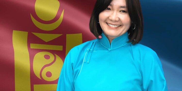 Л.Мөнхбаясгалан УИХ-ын сонгуулийн өмнөхөн нэрээ сольжээ