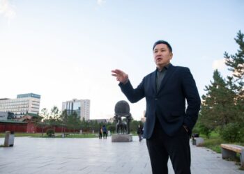 Г.Батсайхан: Стандарт яндангүй мотоцикл, спорт машинаар давхилдан хотын  дуу чимээний бохирдлыг өсгөж байна