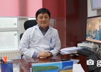 “Сонгдо” эмнэлгийн мэс заслын эмч Б.Лхагвабаяр: Зөвхөн ходоодны дурангийн шинжилгээ л ходоодны хавдрыг эрт эсвэл эмчлэгдэх боломжтой үед нь оношилдог