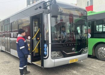 Уран жолоодлогод түрүүлсэн автобусны жолоочийг 150 сая төгрөгийн шагнал авчээ