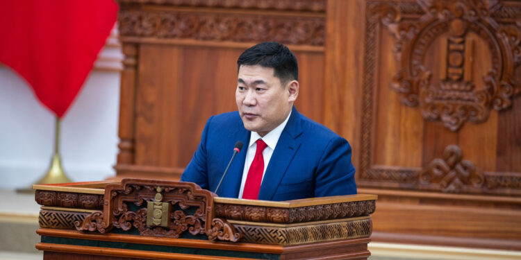 Ерөнхий сайд Л.Оюун-Эрдэнэ: 14 мега төслөө бүтэн хөдөлгөж чадвал ДНБ 10 мянган ам.долларт хүрэх бодит боломж байна