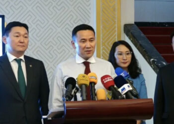 Шанхайн хэлэлцээр ба ордны “бослого”