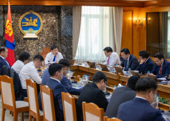 Багахангай-Хөшигийн хөндий чиглэлийн төмөр зам төслийг хоёр үе шаттай хэрэгжүүлнэ