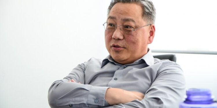 Р.Амаржаргал: Монгол эдийн засгаа аврах тухай