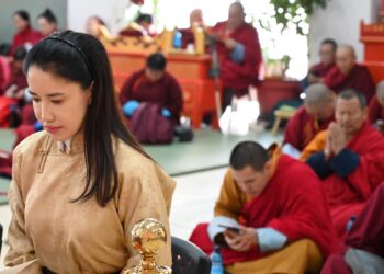 Э.Туул өглөгийн эзэн болов