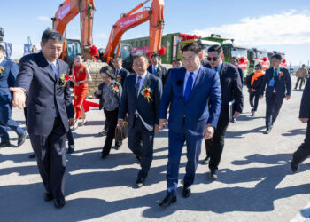 Монгол, Хятадын Гашуусухайт-Ганцмод төмөр замын боомтын хил холболтын бүтээн байгуулалтын нээлт болж байна