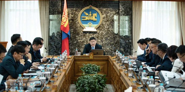 Хүүхдийн төлөө Үндэсний зөвлөлийн хуралдаанаас гарсан саналд үндэслэн Засгийн газар шийдвэр гаргалаа