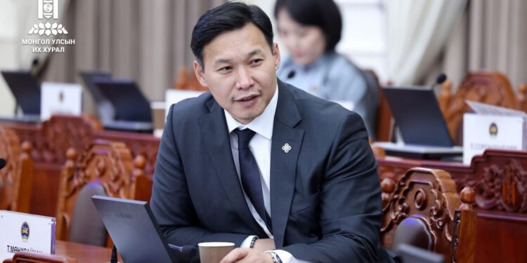 Эрүүл мэндийн салбарт сүүлийн арван сарын турш хийгдсэн “ОНЦЛОХ” ажлууд