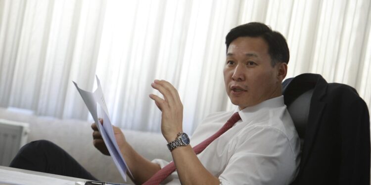 Эрүүл мэндийн салбарт сүүлийн арван сарын турш хийгдсэн “ОНЦЛОХ” ажлууд