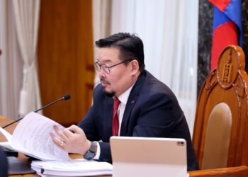 ТӨГРӨГ НУУРЫН БҮЛЭГ ОРДЫГ ТӨРД БУЦААН АВЛАА