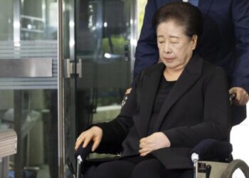 Хатагтай Хак Жа Хан Мүүнийг баривчлав