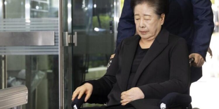 Хатагтай Хак Жа Хан Мүүнийг баривчлав