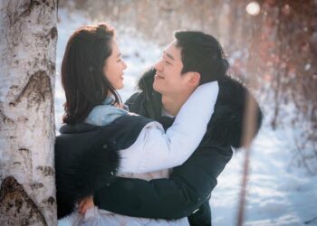 Элит гаралтай жүжигчин Jung Hae In