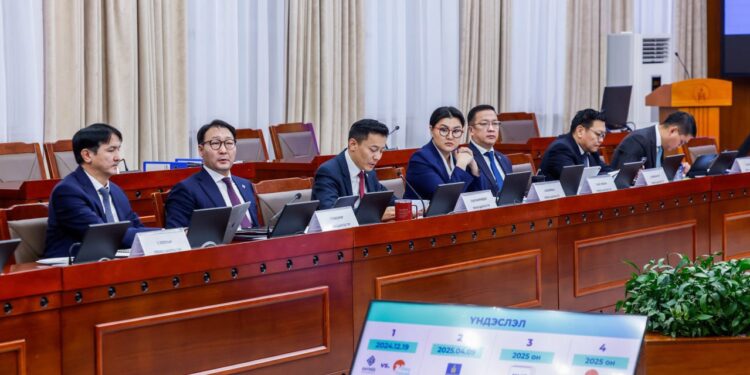 “Жавхлант”, “Шивээ толгой” ашиглалтын тусгай зөвшөөрлийн асуудлаарх нотлох баримтуудыг шинжлэн судалж байна