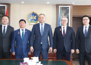 ЭРЧИМ ХҮЧНИЙ САЛБАРЫН ГАВЬЯАТУУДАД ХҮНДЭТГЭЛ ҮЗҮҮЛЭВ