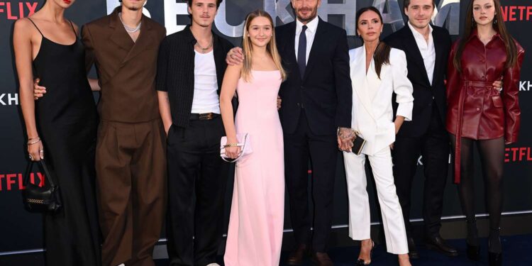 Бруклин Бекхэм аав ээжийгээ бидний хуримыг нурааж сүйтгэхийг оролдсон гэж буруутгажээ