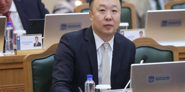 Ж.ЭНХЖАРГАЛАН: ХОТЫН ЭРГЭН ТОЙРОН ДАХЬ БҮХ УУЛЫН АМЫГ НИЙСЛЭЛИЙН МЭДЭЛД ШИЛЖҮҮЛЖ ХУУЛЬ БУС БҮХ ХАШААГ НУРААХ ЁСТОЙ