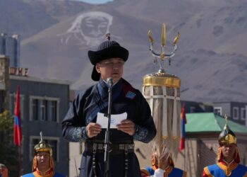 Монгол Улсын Ерөнхийлөгчийн зарлигаар аймаг бүр Чингис хааны эш хөргийг тахин зална